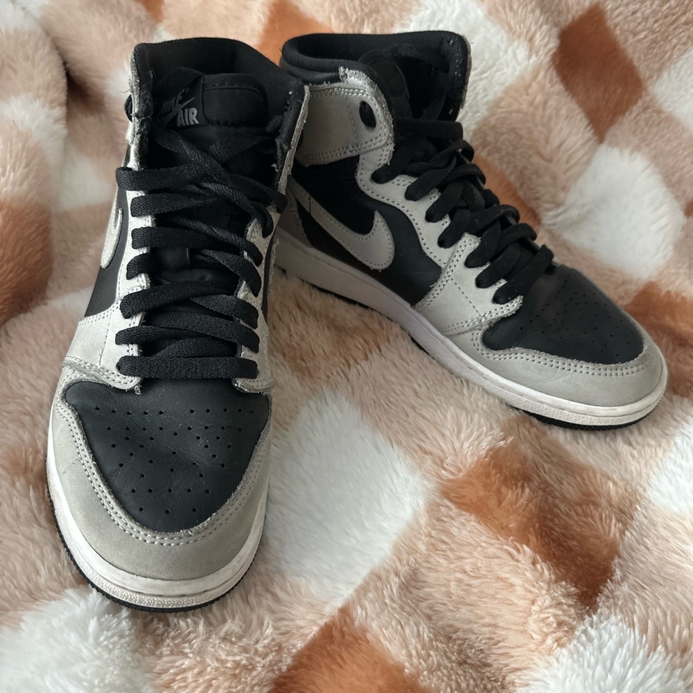 Youth Jordan 1 high tops